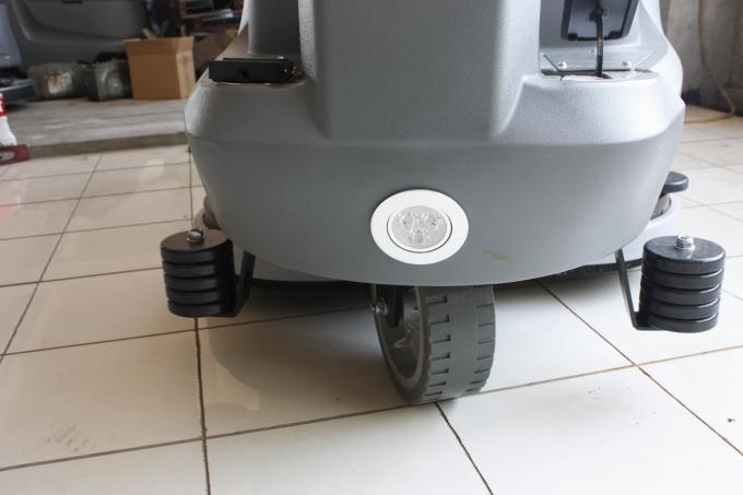 Double Brushes Four Battery Powered Floor Scrubber  Rubber Blade 0