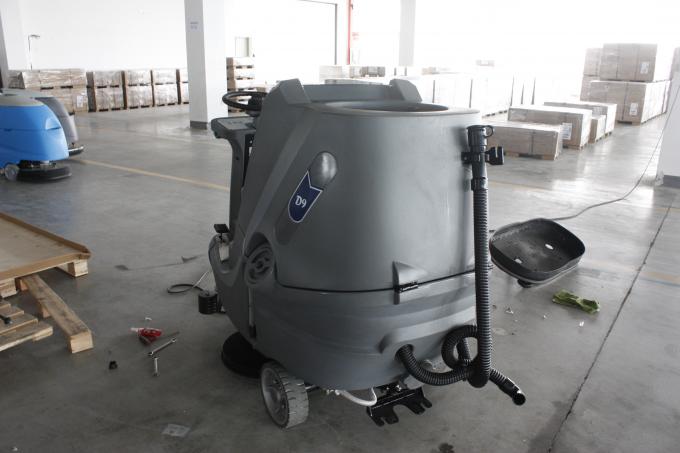 CE Certificated Ride On Auto Floor Scrubber Machine , Tile Cleaning Machine 0