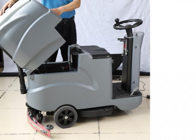 Comfortable & Graceful Ride On Floor Scrubber Dryer For Hotel , Hospital 0