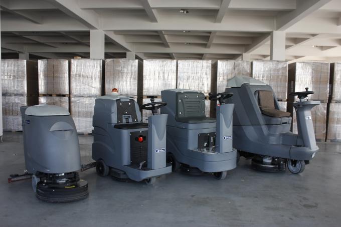 Commercial Multi Surface Floor Cleaner Machine For Supermarket / Railway Station 0