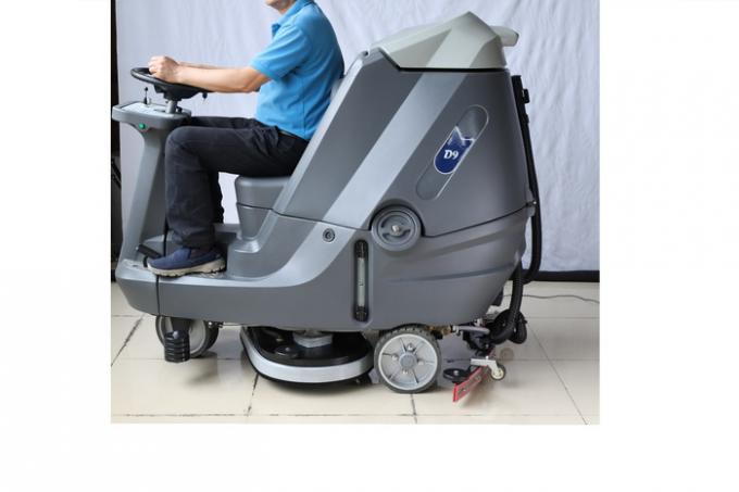 High Performance Ride On Floor Scrubber Dryer Adjustable Walking Speed 0